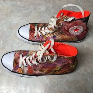 Converse High Tops Size 9